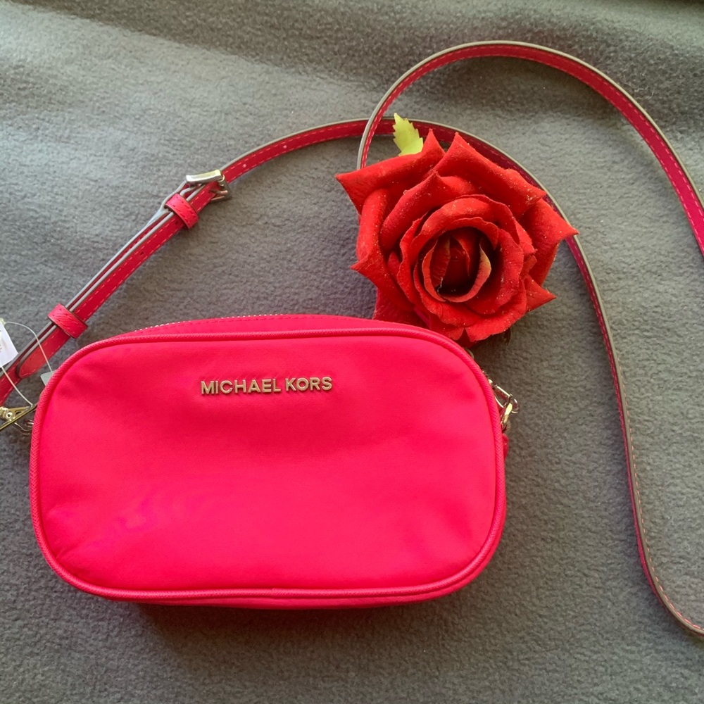 MIchael Kors Crossbody